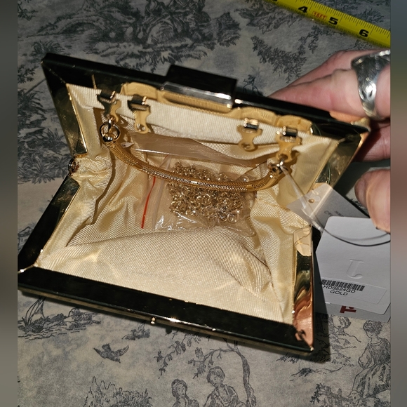 NWT Gold Rhinestone Evening Clutch Black Frame Chain Strap Sparkly Prom Wedding - Picture 10 of 12
